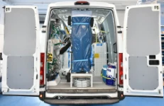 00_Daily Iveco aménagé par Syncro System avec support spécial pour gazebo