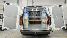 01a_Custom Ford 2 avec aménagement complet pour systèmes sécurité incendie