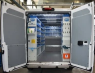 01_Aménagement Fiat Ducato atelier mobile avec mobilier et accessoires Syncro System