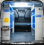 01_Aménagement pour Volkswagen Transporter avec tiroirs, porte-étau