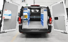 01a_Vito Mercedes L2 H1 pour maintenance installations de traitement des déchets