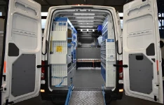01_Crafter VW aménagé par Syncro System avec rampe de chargement