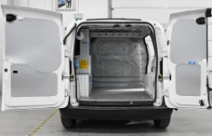 01_Fiat Fiorino 2007avec mobilier Syncro pour entreprise de nettoyage