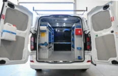 01_Ford Custom L1 H1 pour plombier avec aménagement sur mesure Syncro