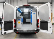 01_Ford Transit L2 H2 pour maintenance dans le secteur automobile