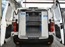 01_Jumpy Citroën aménagé pour manutention sur équipements médicaux