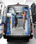 01_mercedes sprinter avec aménagement Syncro pour fabricant de portes et fenêtres