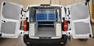 01_Peugeot Expert avec aménagement Syncro System pour réfrigération industrielle