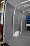 02_Châssis avec profils en aluminium pour blocage portes et fenêtres sur Daily