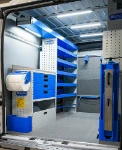 02_Coin atelier sur Proace Max pour travaux de maintenance