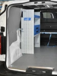 02_Paroi de gauche de Fiat Scudo avec dispositif arrimage valises