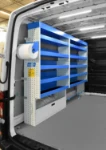 02_Paroi gauche Crafter avec étagères de rayonnage Syncro