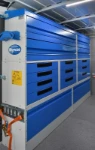 02_Rayonnages avec porte de fermeture sur Ducato aménagé par Syncro System
