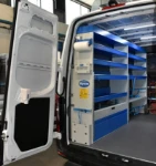 02_Rayonnages et systèmes d’arrimage sur Sprinter pour pose de sols