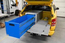 02_Tiroir Syncro long et spacieux pour pick up amovible par l’arrière