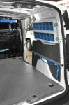 03_Armoire suspendue avec tiroirs transparents sur Ford Connect