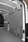 03_Crochets déplaçables et réglables sur Transit avec habillage carrosserie by Syncro 