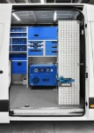03_Mobilier avec compresseur machine multifonctions Syncro sur Sprinter