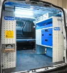 03_Paroi de droite de Transporter avec étagères ouvertes et fermées et  Multibox avec tiroirs transparents