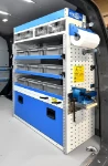 03_Paroi de droite Transporter avec étagère et conteneurs en plastique amovibles Syncro