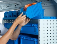 03_petits bacs en plastique amovibles