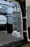 03_Porte-échelle et protections sur mesure pour Vivaro