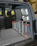 03_Systèmes d’arrimage du chargement sur Kangoo aménagé par Syncro System