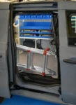 04_Accès latéral sur Kangoo équipé par Syncro pour installations électriques