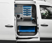 04_Compartiment sous-plancher et systèmes de blocage du chargement sur Express Renault L1 H1
