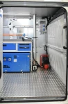 04_Compresseur, groupe électrogène installé par Syncro System sur fourgon avec conduit d’évacuation