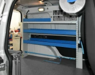 04_Détail vue latérale aménagement à bord de Caddy pour réseau eau potable