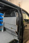 04_Revêtements internes en contreplaqué marine résiné pour fourgon sur Opel Vivaro L3 H2