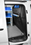 04_Systèmes d’arrimage sur paroi séparation cabine du Berlingo pour électricien