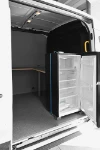 04_Table de travail d'angle sur Ford Transit pour vétérinaire