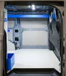 04_Vision de la porte coulissante de la paroi de droite de Custom équipée (1)
