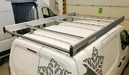 05a_Barres porte-tout sur le toit de Proace City pour plombier