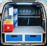 05_Doblò pour multiutility avec blocs-tiroirs sous-plancher