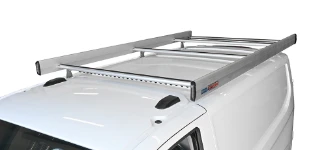 05_Porte-tout Ultrasilent sur toit de  Ford Custom pour chauffagiste
