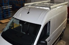 06_Crafter avec porte-bagages doté de profil Ultrasilent
