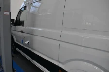 14_Prise pour chargement batteries supplémentaires atelier mobile sur Crafter