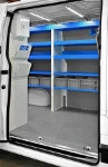 Aménagement du NV400 Nissan vu de la cloison séparation cabine