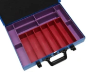 Aménagement valise outillage avec bacs P2060 et  
P2065