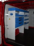 Modulo sinistro dell'allestimento Syncro Ultra nel NV250, con pannello portautensili e portarotoli