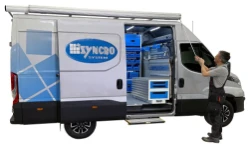 Auvents et stores pour fourgons