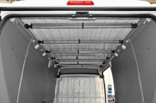 Barres pour vêtements suspendus