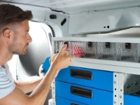 Blocs-tiroirs pour ateliers mobiles