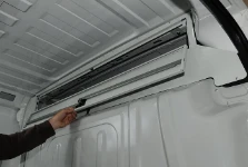 Espace disponible au-dessus de la cabine