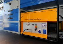 Exemple d’aménagement sur Daily avec unité groupe électrogène + compresseur