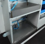 Exemple montage étagères inox pour recueil de liquides