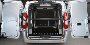 Expert avec barres de fixation du chargement